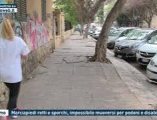 Palermo –  Marciapiedi rotti e sporchi, impossibile muoversi per pedoni e disabili